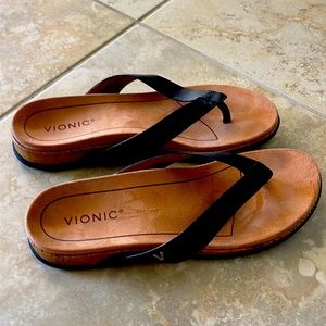 Vionic Flip Flops